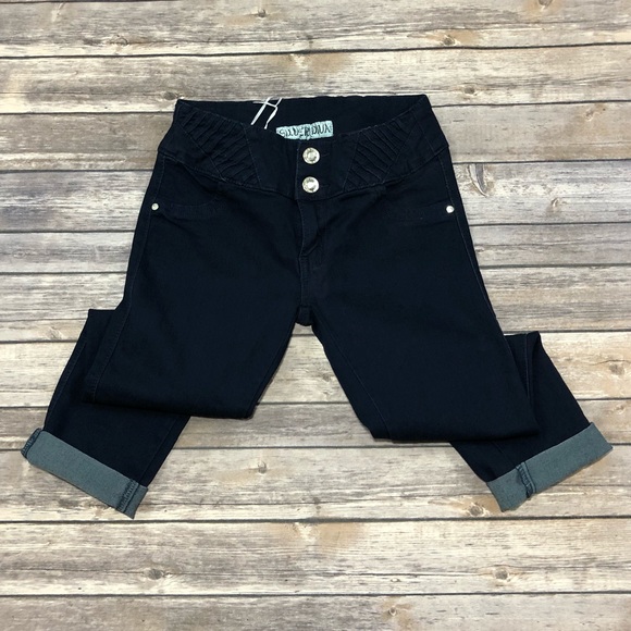 New Capri Denim Pants - Picture 3 of 4